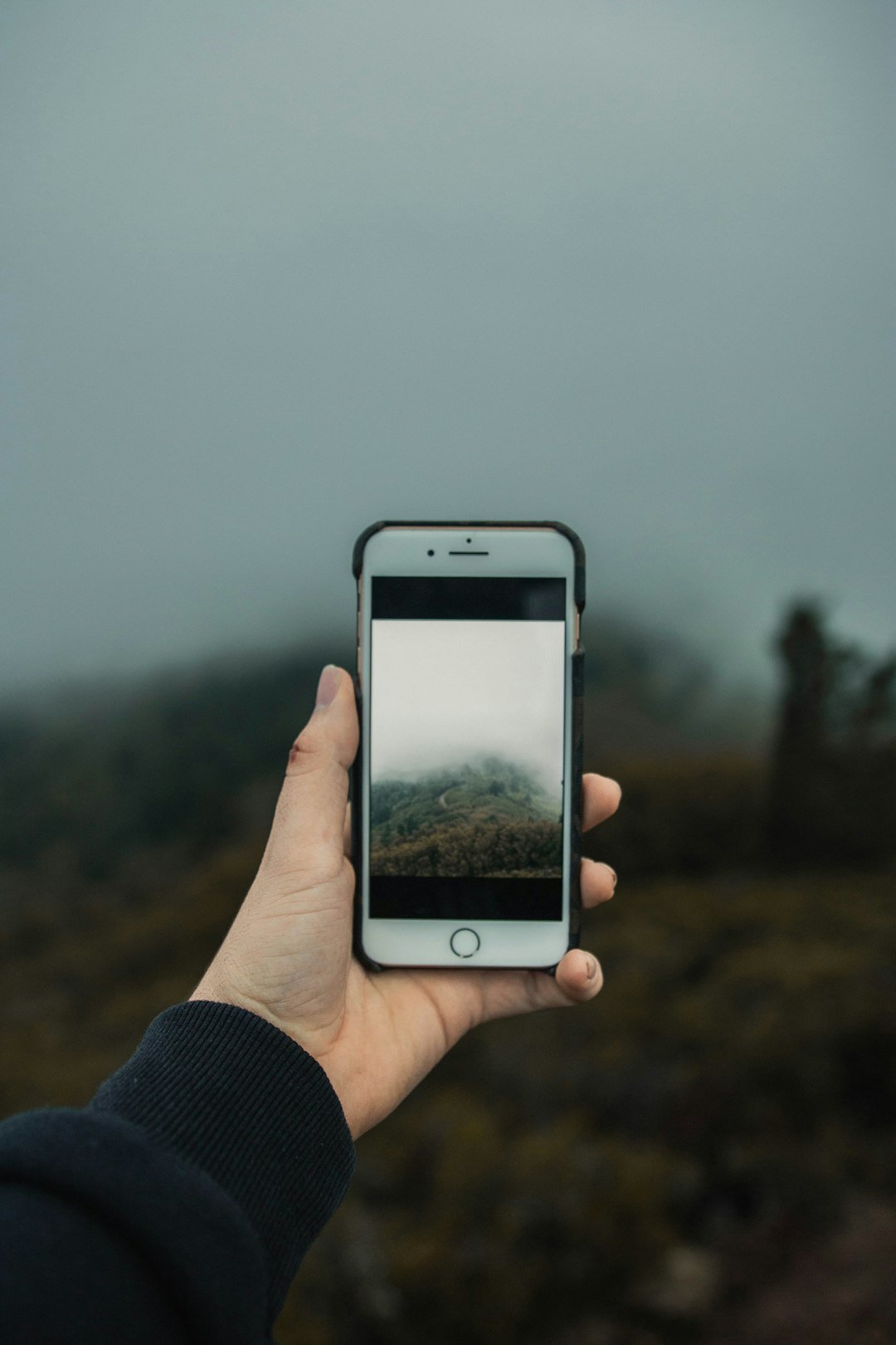 Featured image for the post on Unlock Your Business Potential: 6 Proven Ways to Optimize Your Mobile Website in 2025
